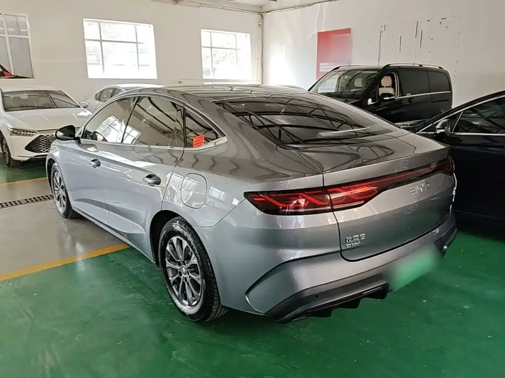 BYD Qin L — фото 5