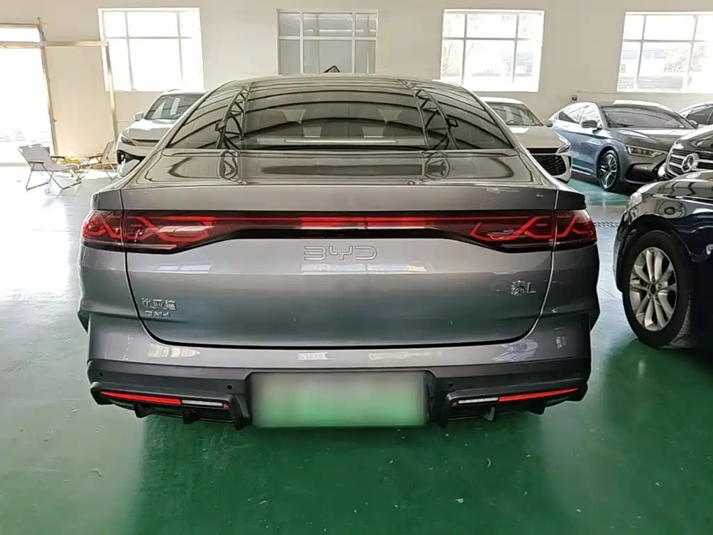 BYD Qin L — фото 6