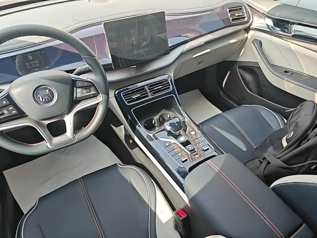 BYD Qin PLUS — фото 14