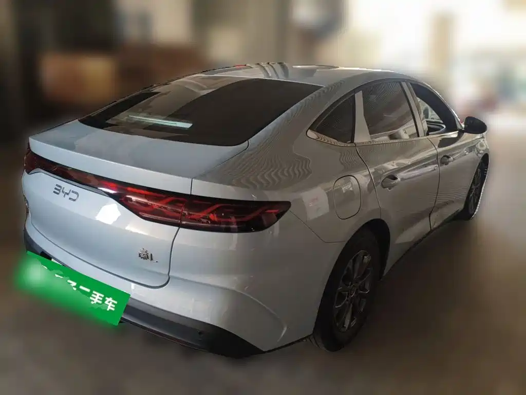 BYD Qin L — фото 4