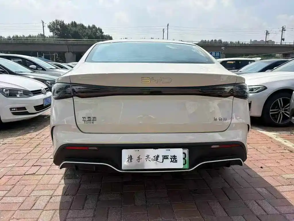 BYD Seal 06 — фото 8