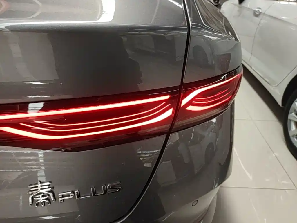 BYD Qin PLUS — фото 8