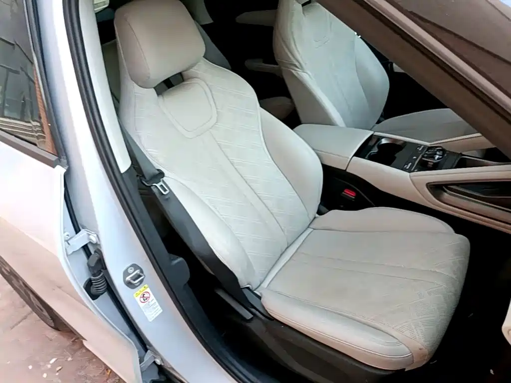 BYD Yuan UP — фото 25