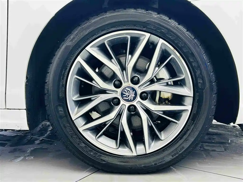 BYD Qin PLUS — фото 10