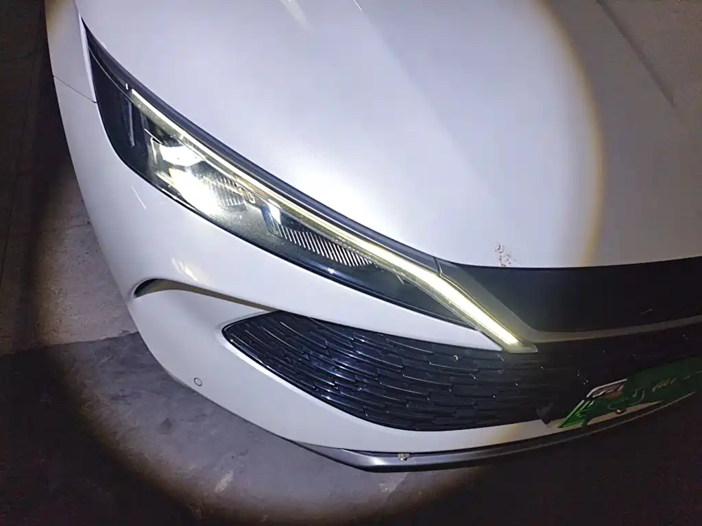 BYD Qin L — фото 24