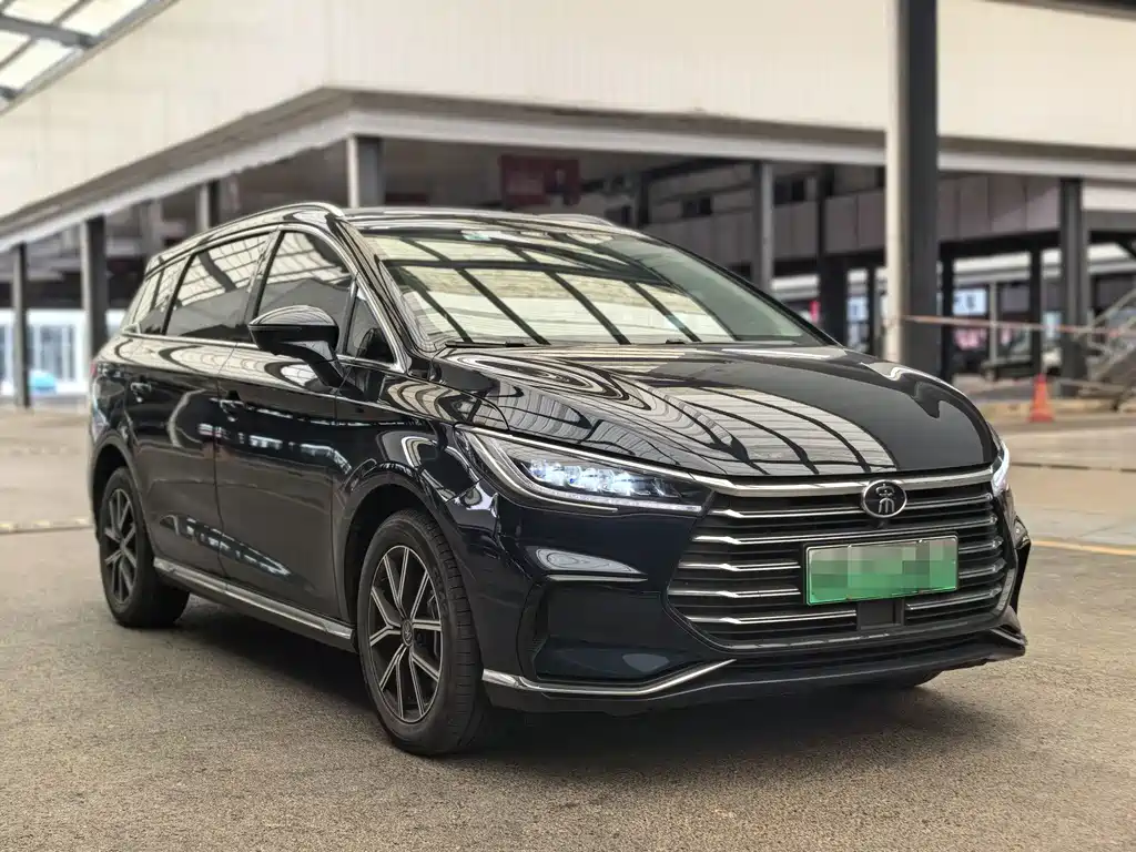 BYD MAX New Energy — фото 3