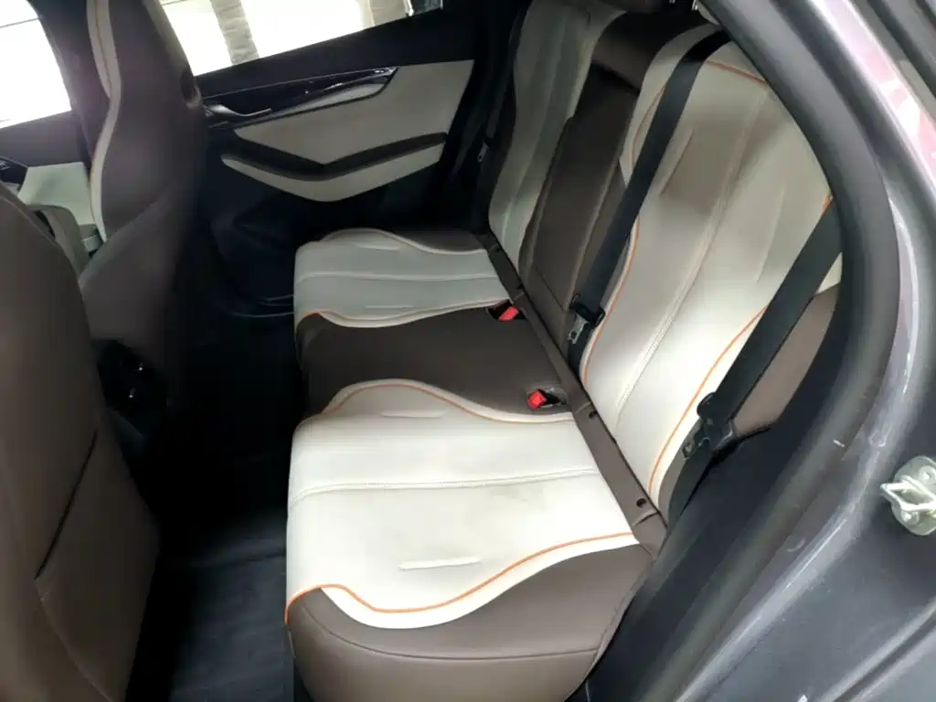 BYD Qin PLUS — фото 17