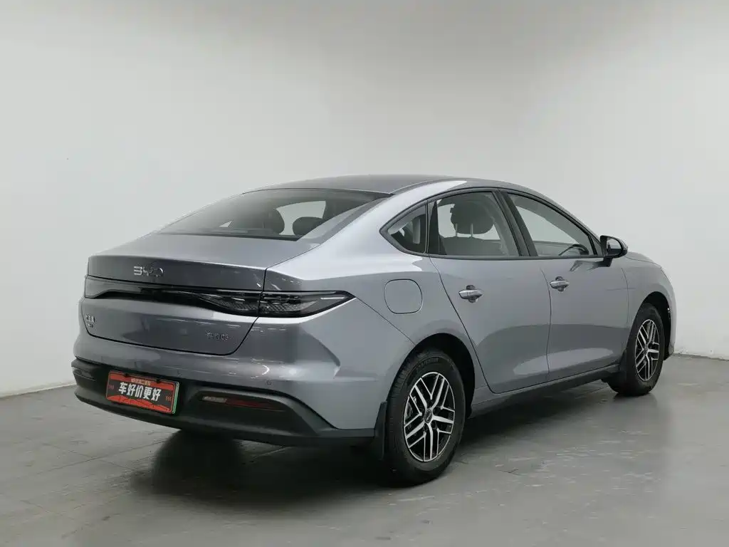 BYD Seal 05 DM-i — фото 2
