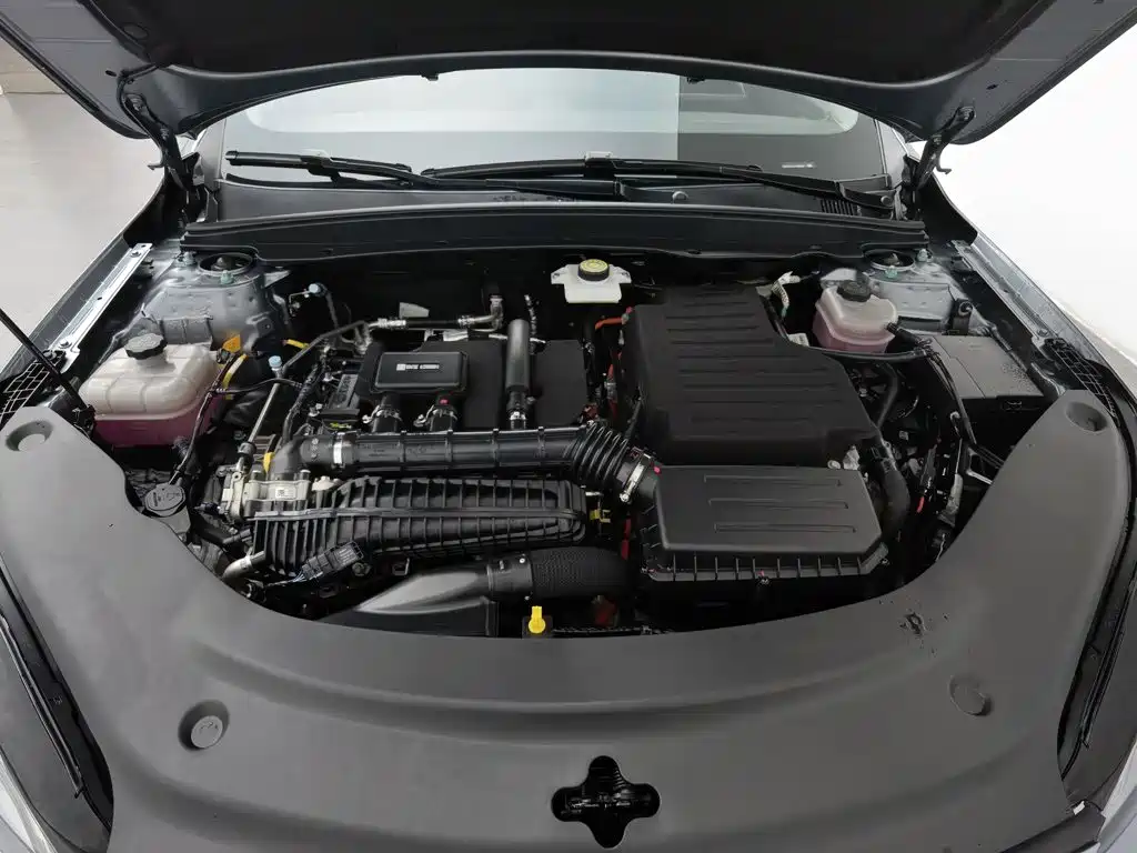 BYD Seal 05 DM-i — фото 6