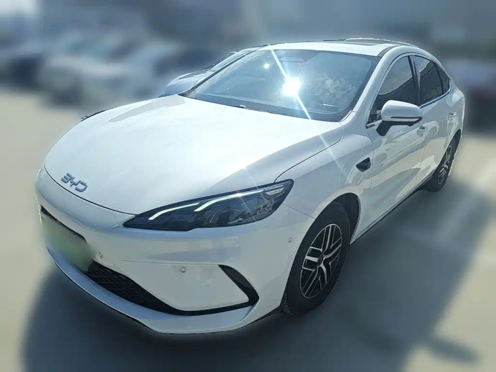 BYD Seal 05 DM-i — фото 2