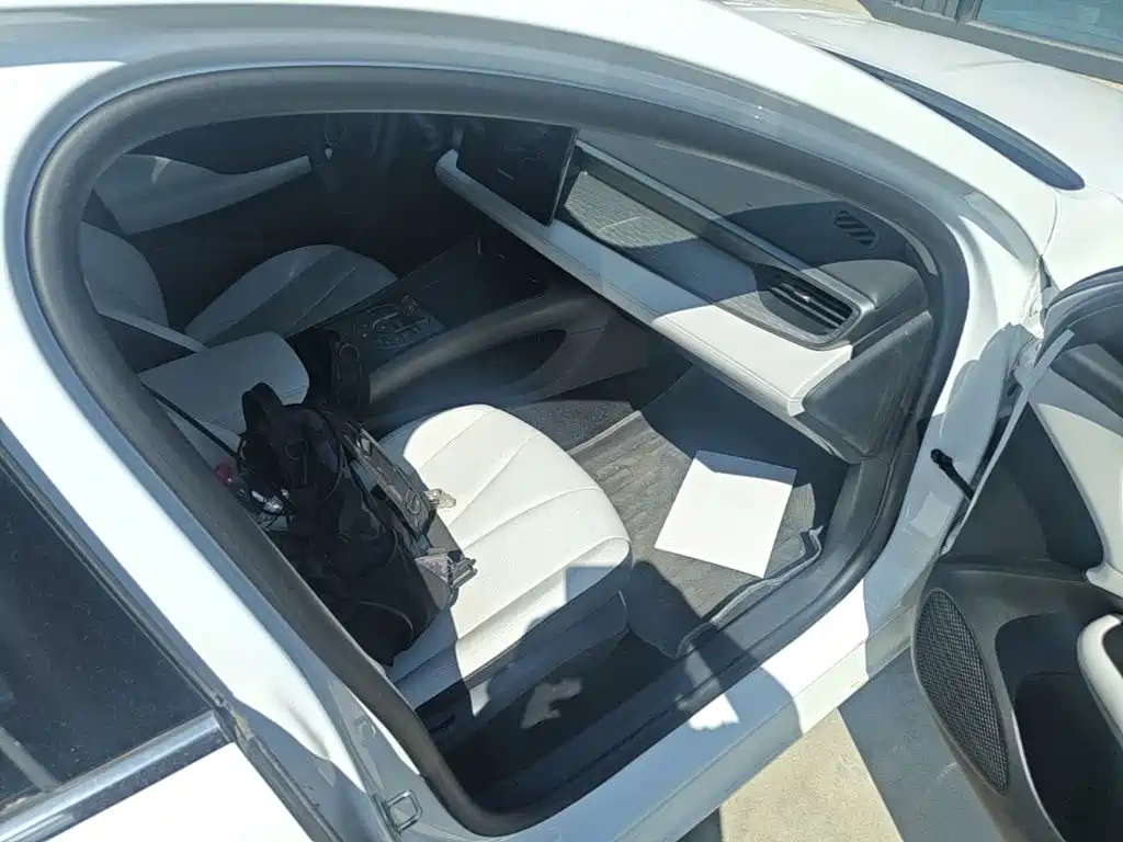 BYD Seal 05 DM-i — фото 21