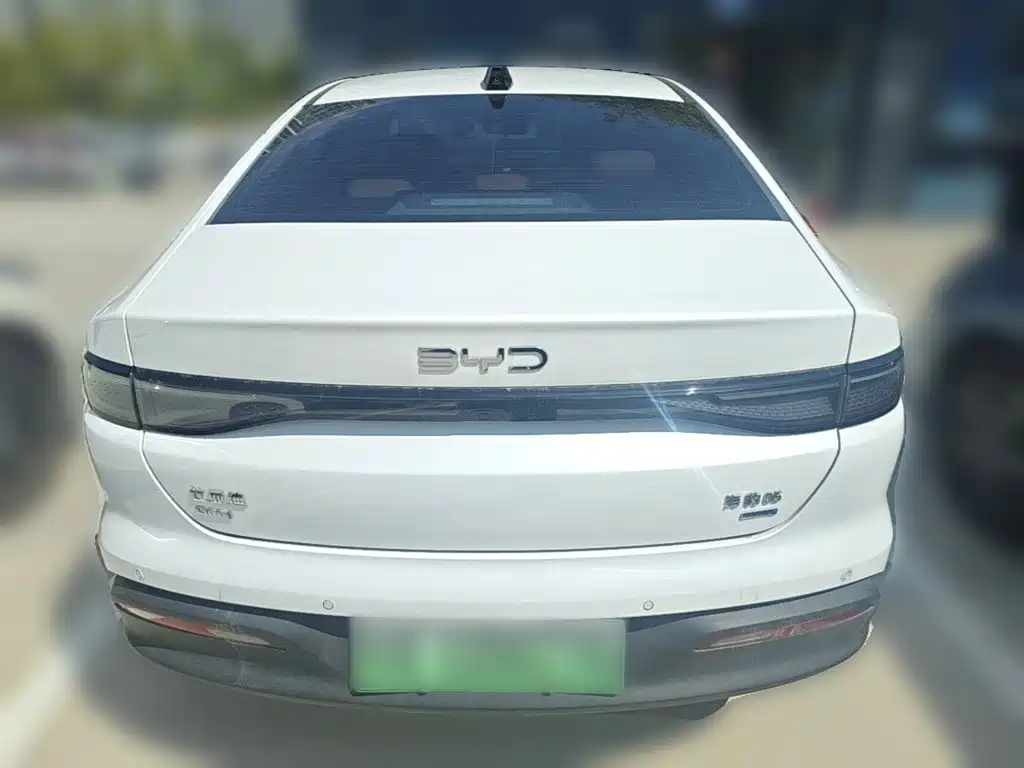 BYD Seal 05 DM-i — фото 4