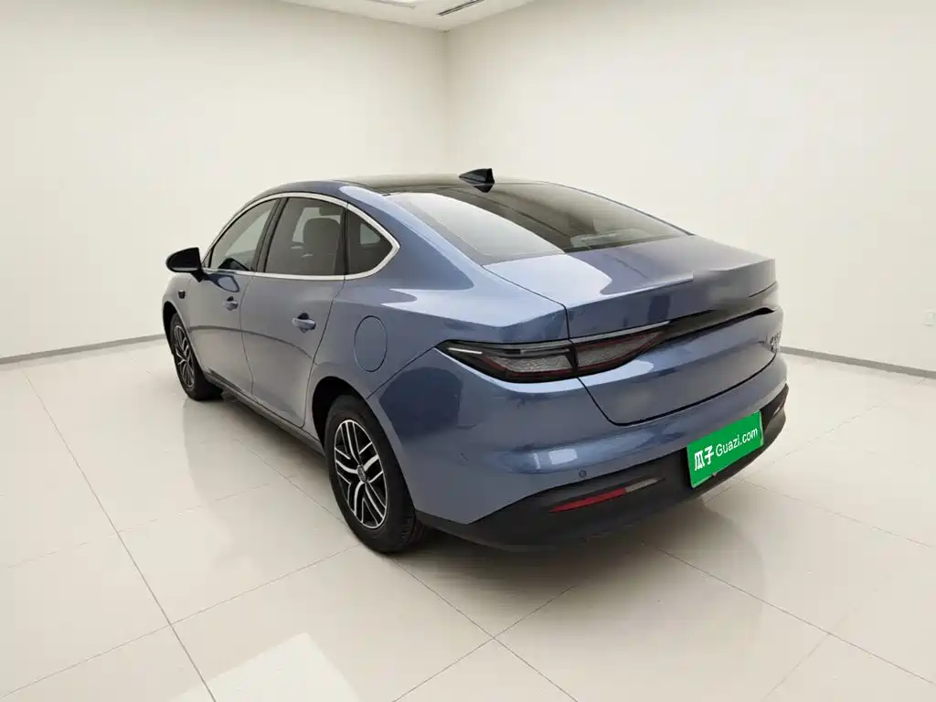 BYD Seal 05 DM-i — фото 7
