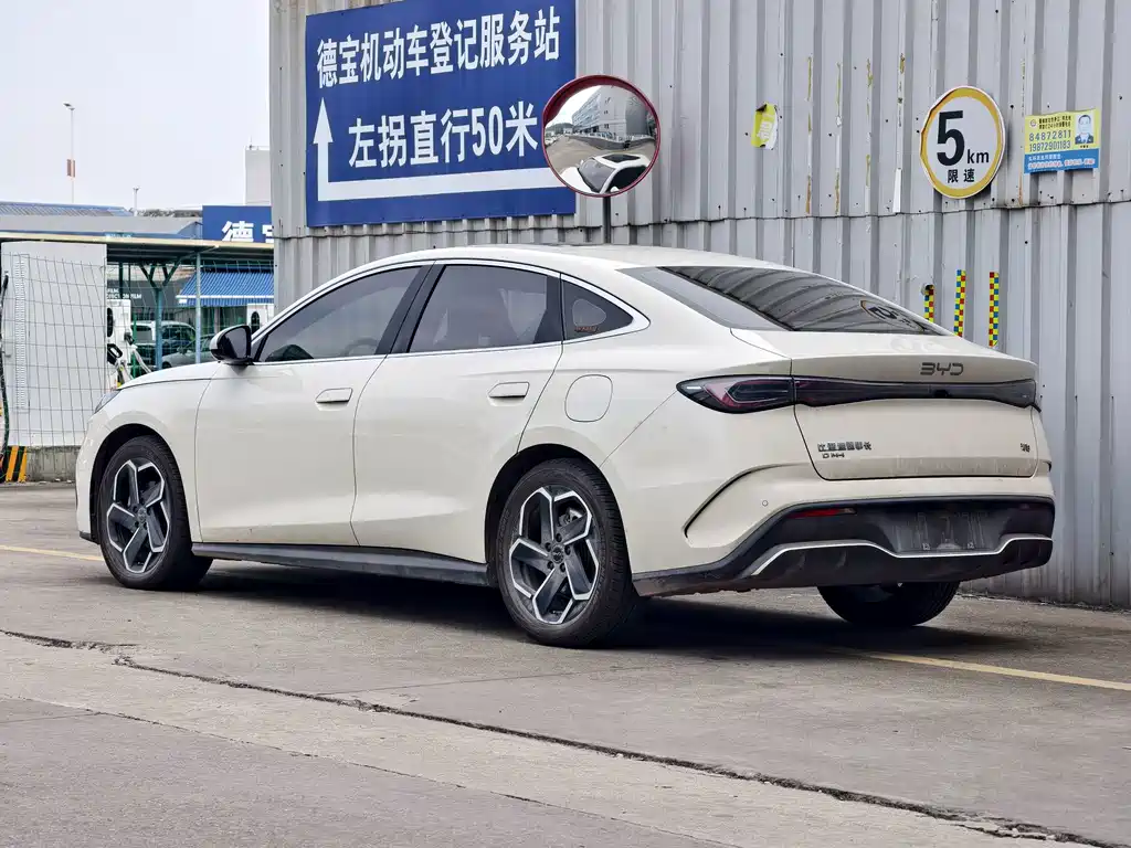 BYD Seal 06 — фото 11