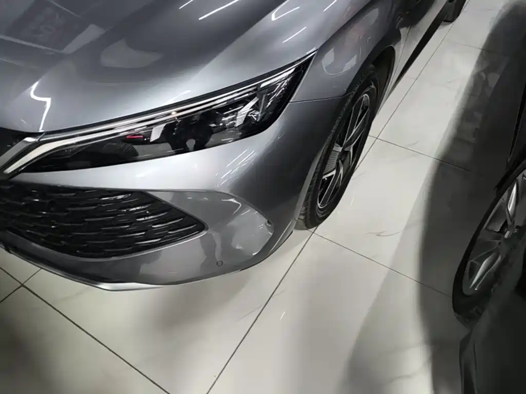 BYD Qin L — фото 24