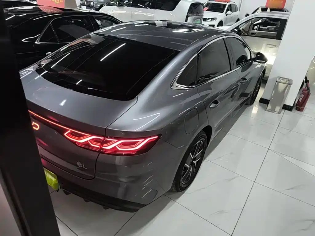 BYD Qin L — фото 7