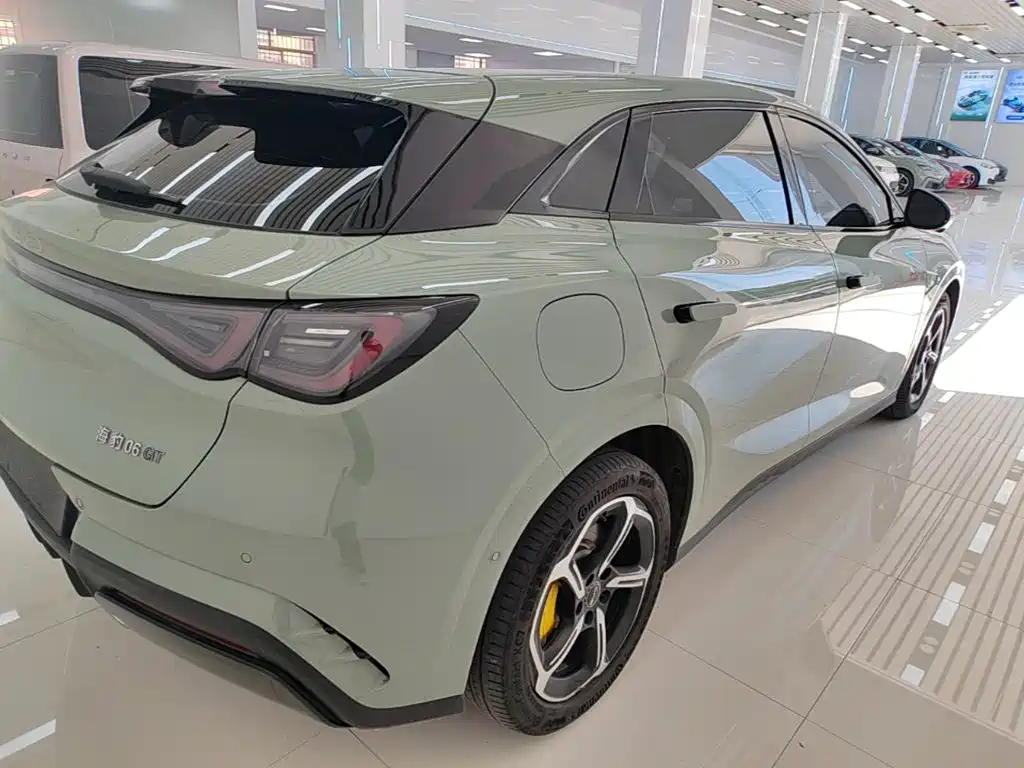 BYD Seal 06GT — фото 4