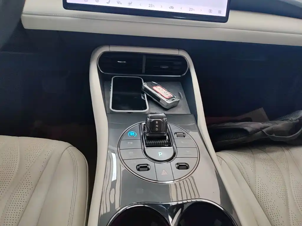BYD Seal 06GT — фото 8