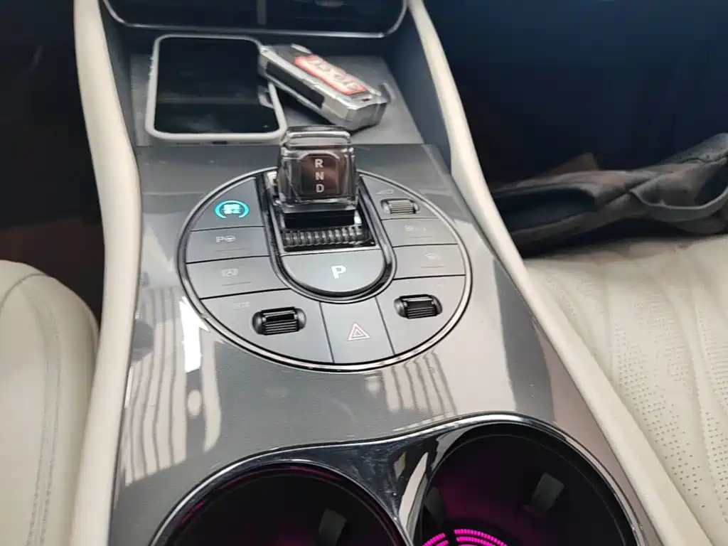 BYD Seal 06GT — фото 9