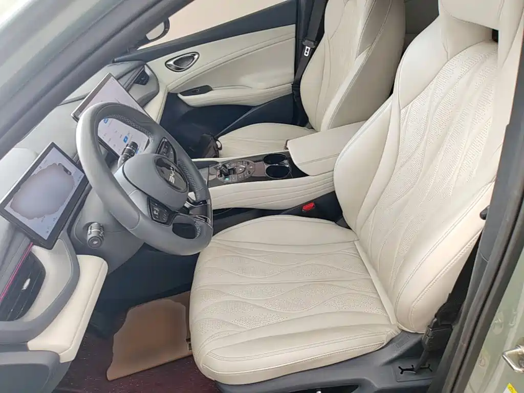 BYD Seal 06GT — фото 10