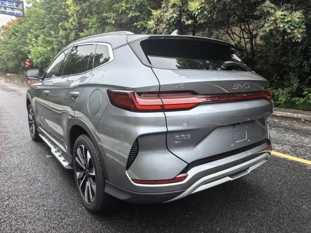 BYD PLUS New Energy — фото 6