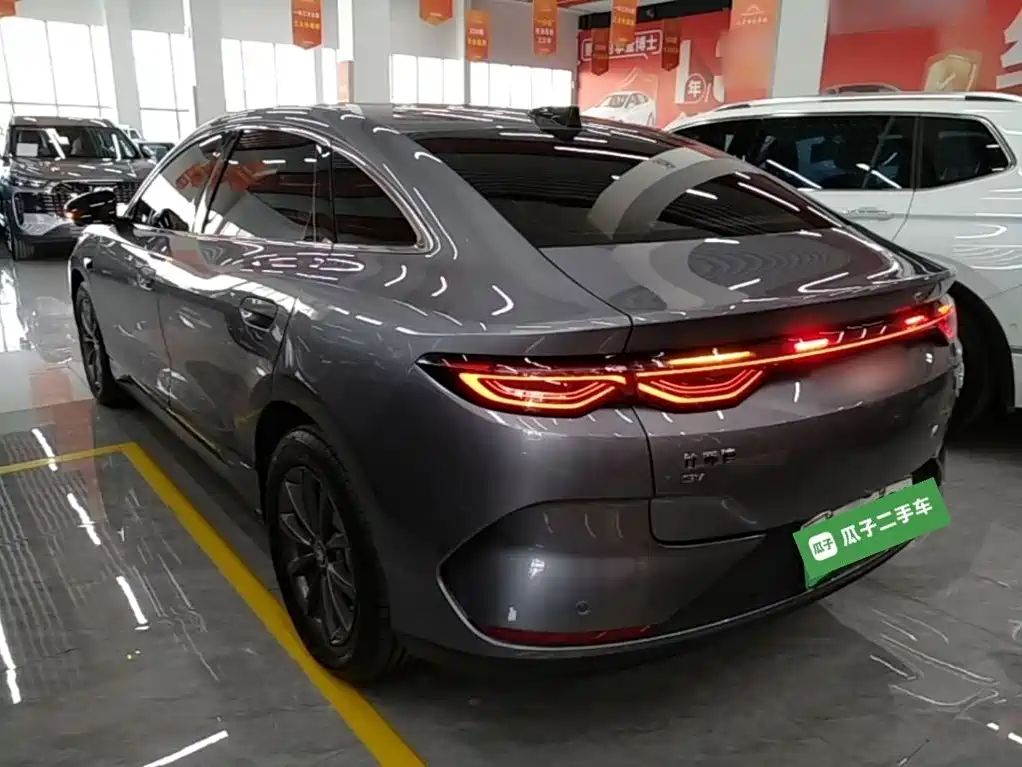 BYD Qin L — фото 5