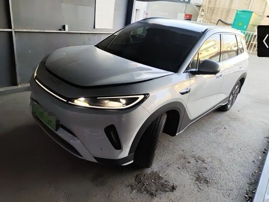 BYD Sealion 05 EV