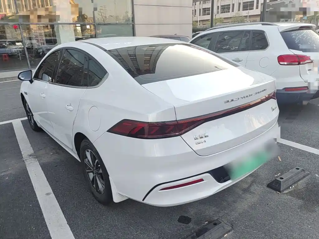 BYD Qin PLUS — фото 5