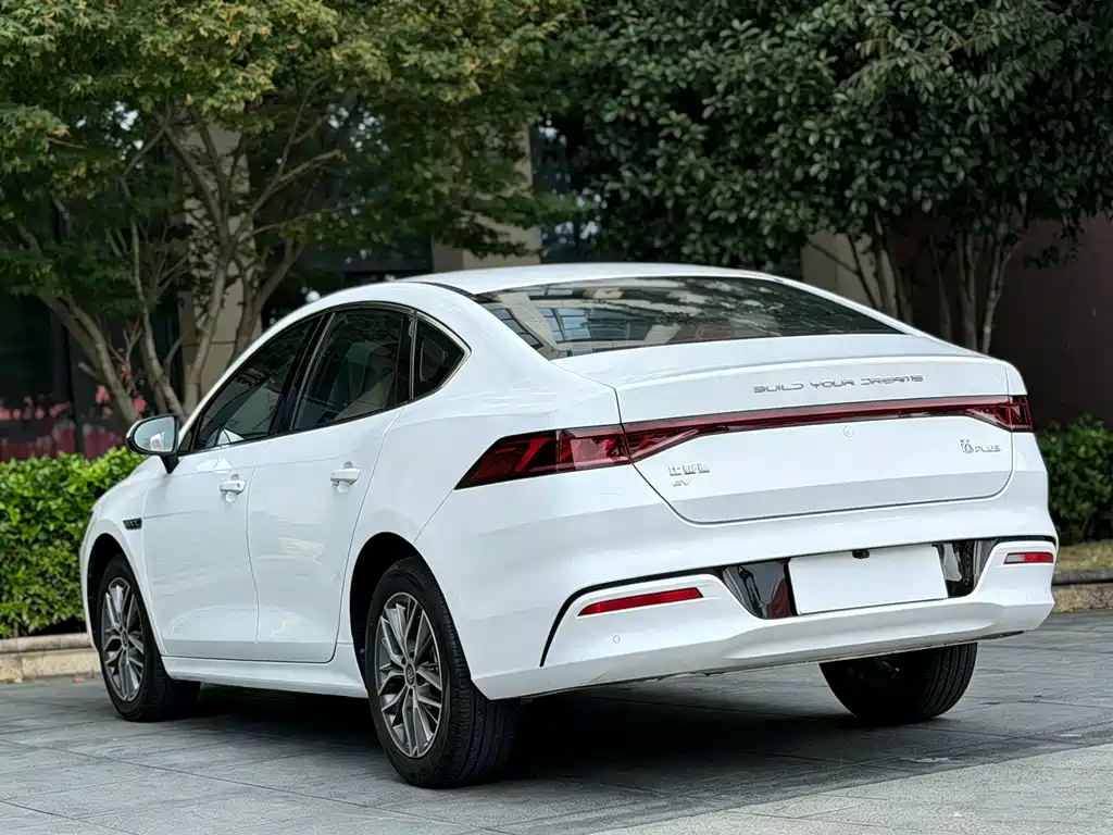 BYD Qin PLUS — фото 8