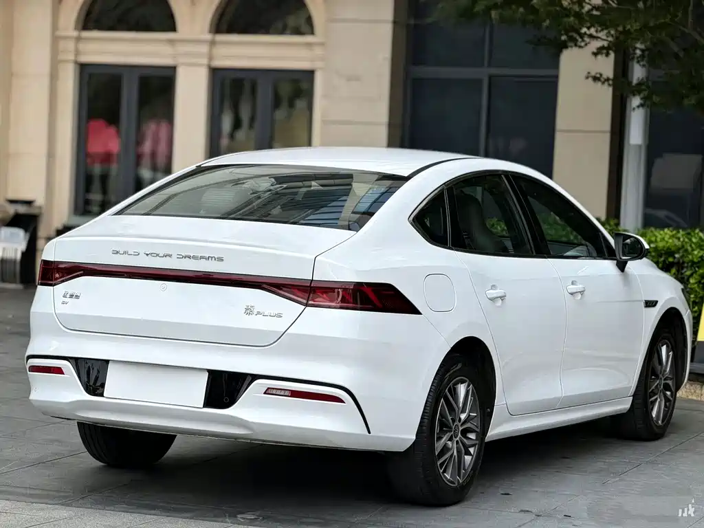 BYD Qin PLUS — фото 9