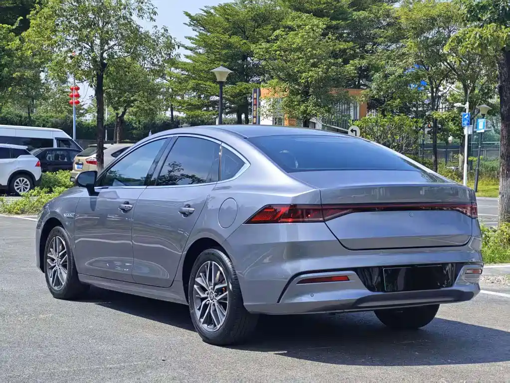 BYD Qin PLUS — фото 17