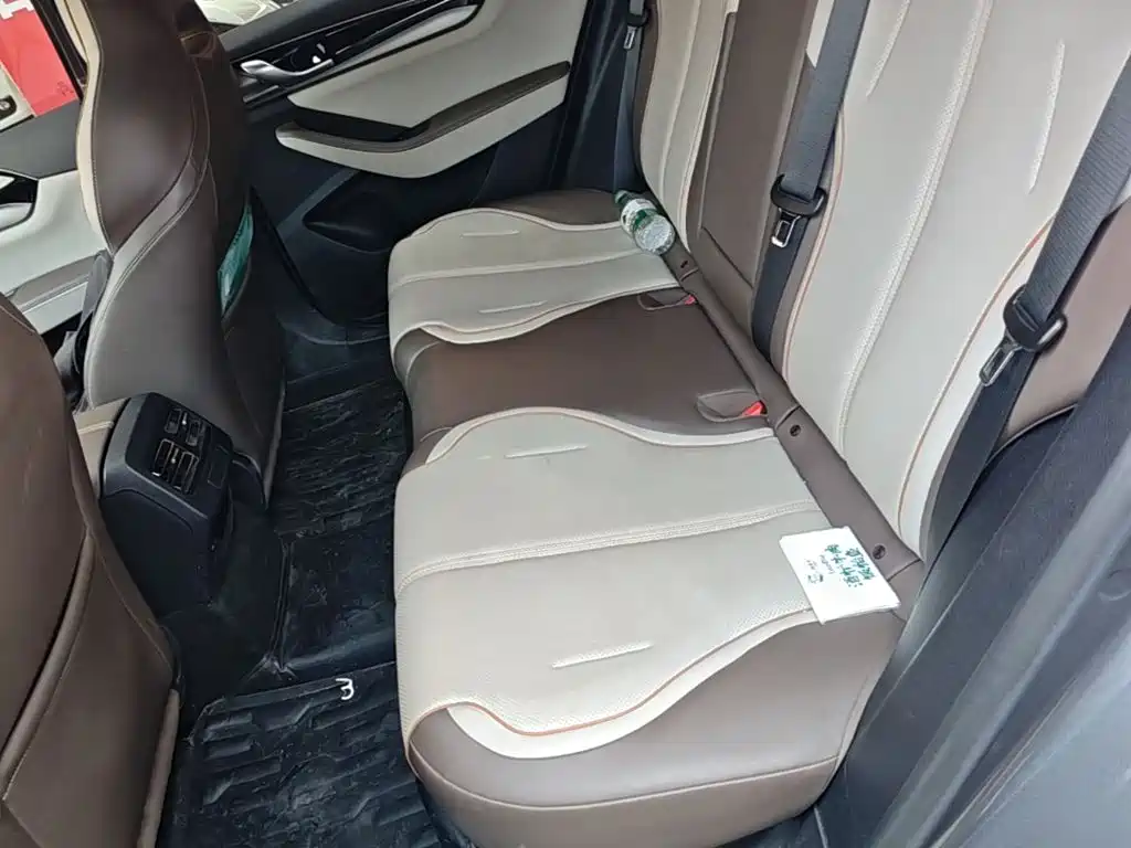 BYD Qin PLUS — фото 17