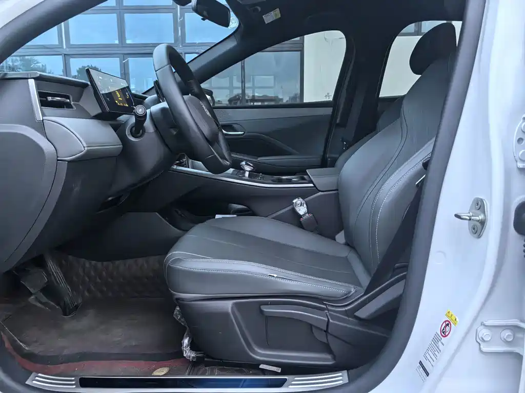 BYD Qin PLUS — фото 10