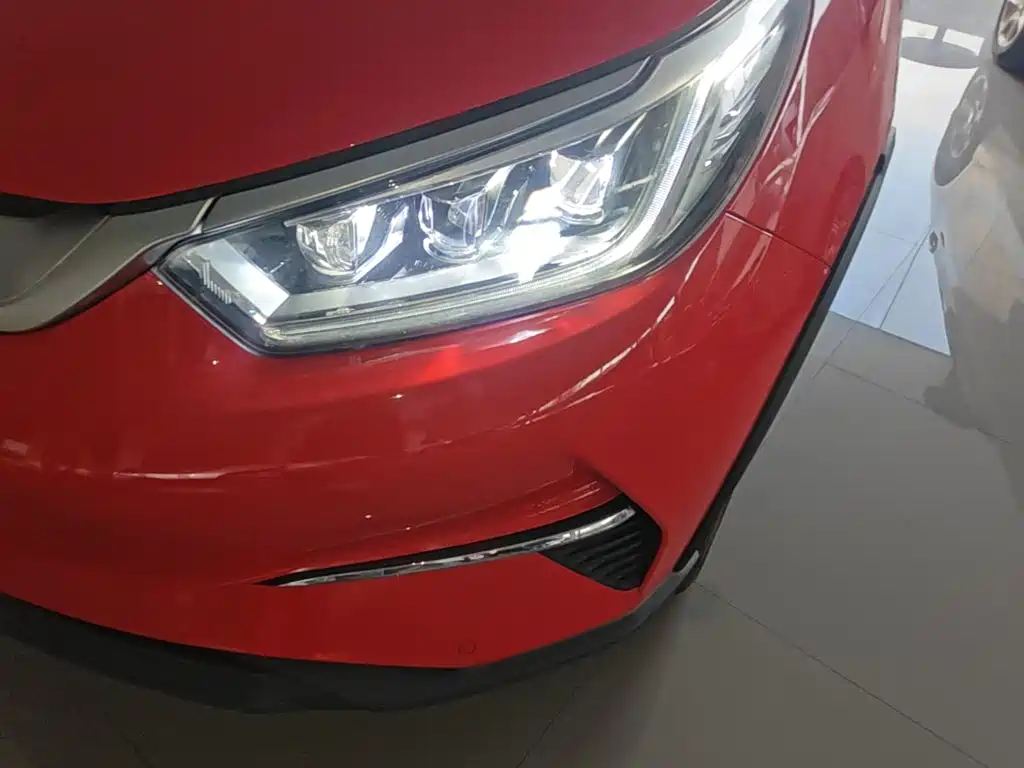 BYD Yuan Pro — фото 24
