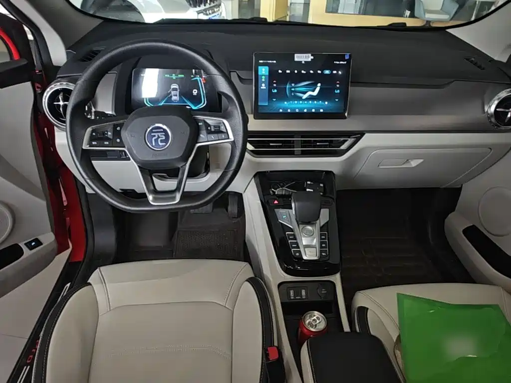 BYD Yuan Pro — фото 10