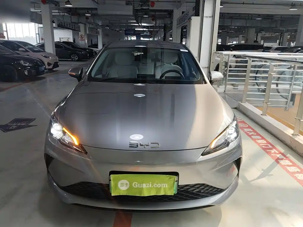 BYD Seal 05 DM-i — фото 3