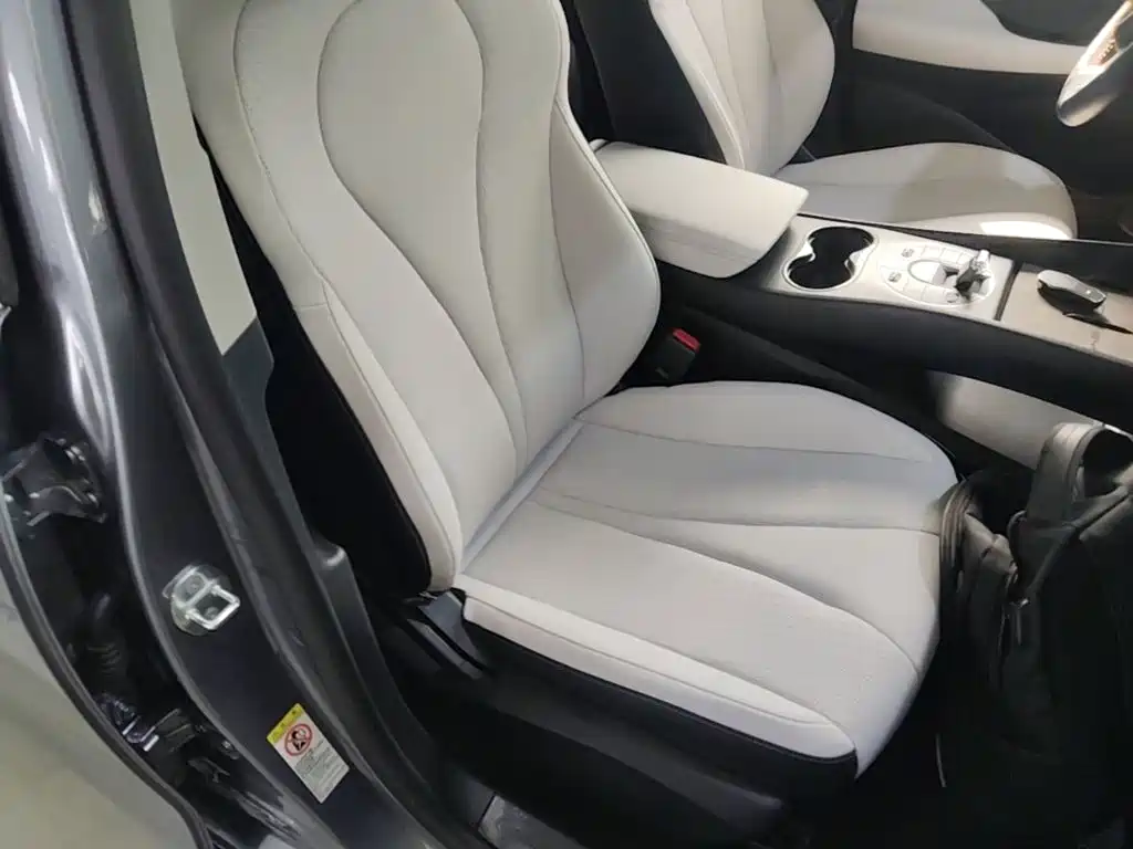 BYD Seal 05 DM-i — фото 25