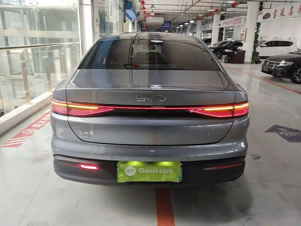 BYD Seal 05 DM-i — фото 6