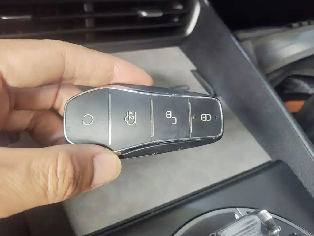BYD Seal 05 DM-i — фото 9