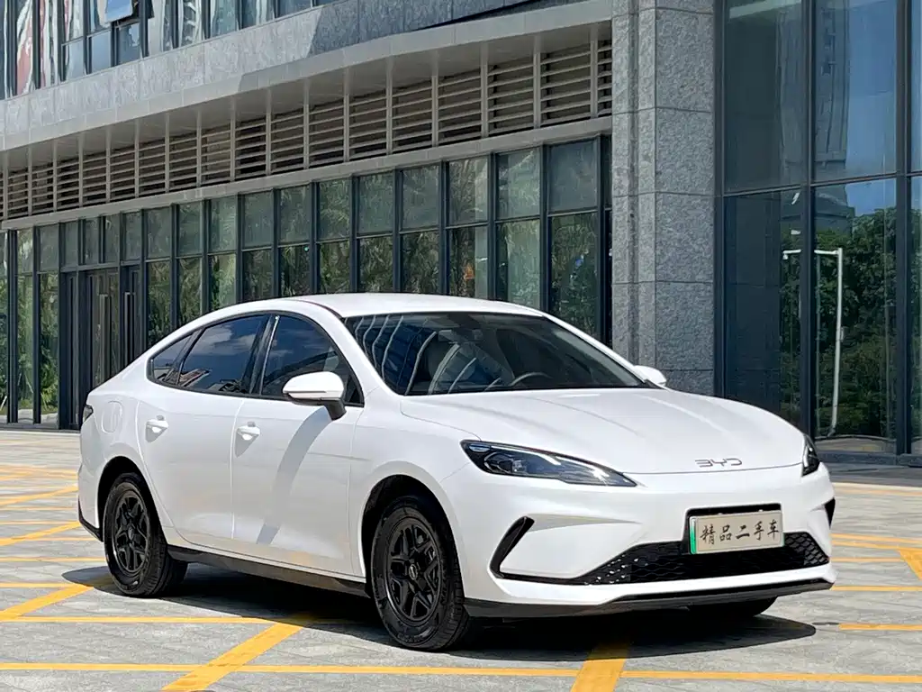 BYD Seal 05 DM-i — фото 3