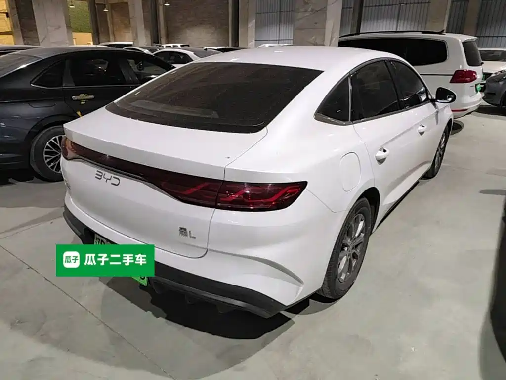 BYD Qin L — фото 4