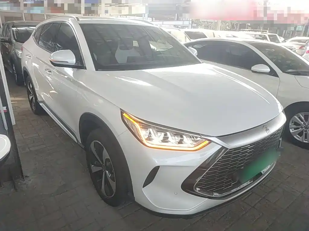 BYD PLUS New Energy — фото 4