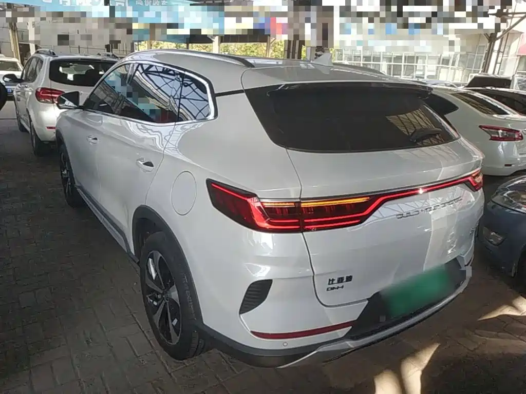 BYD PLUS New Energy — фото 5