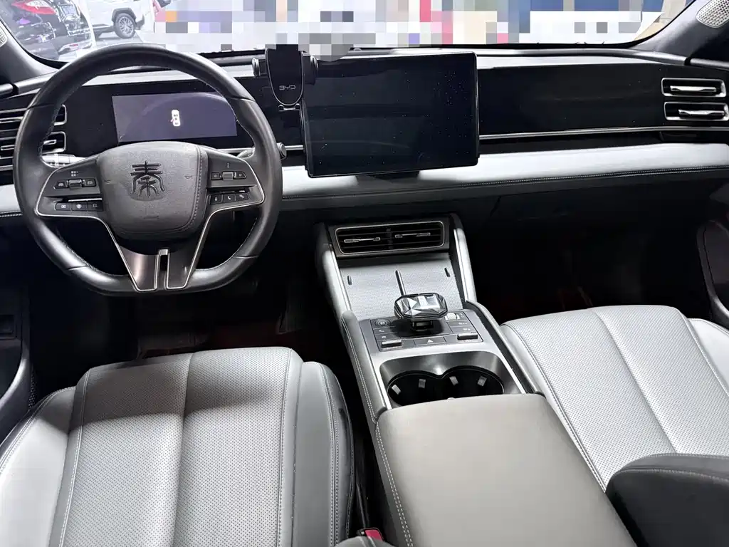 BYD Qin L — фото 10