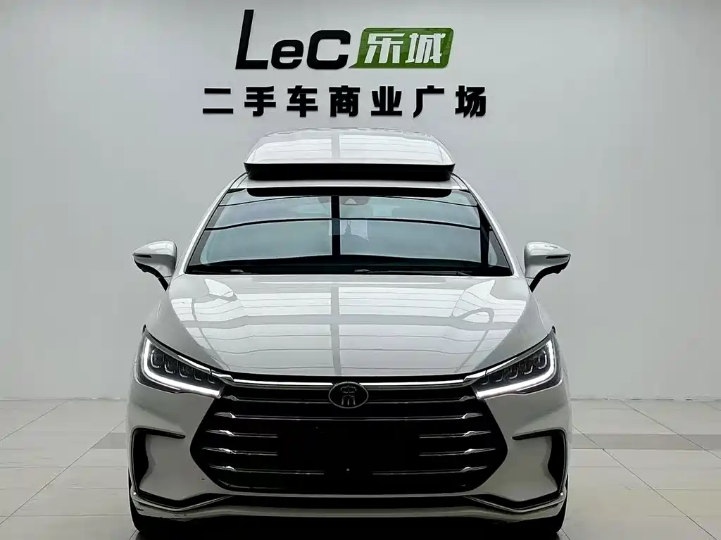 BYD MAX New Energy — фото 2