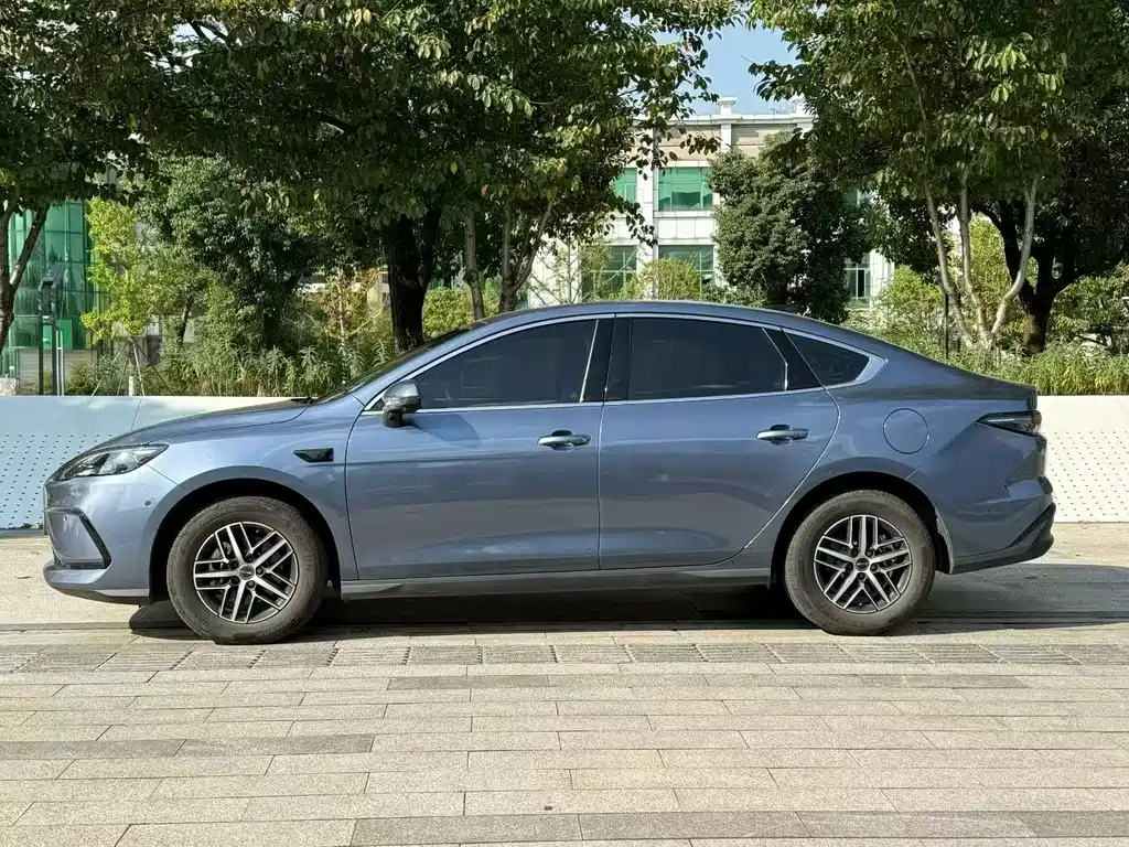 BYD Seal 05 DM-i — фото 3