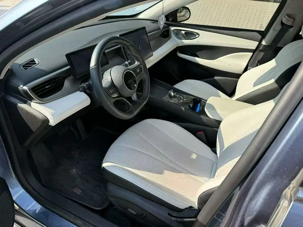 BYD Seal 05 DM-i — фото 4