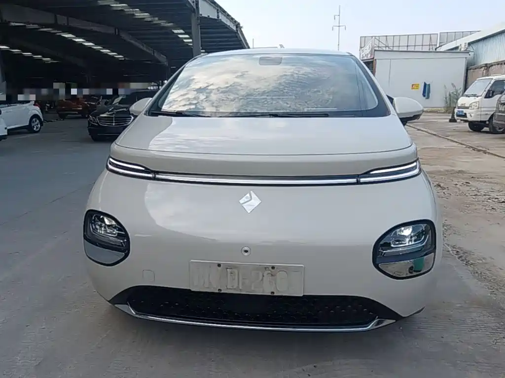 Baojun Yunduo — фото 3