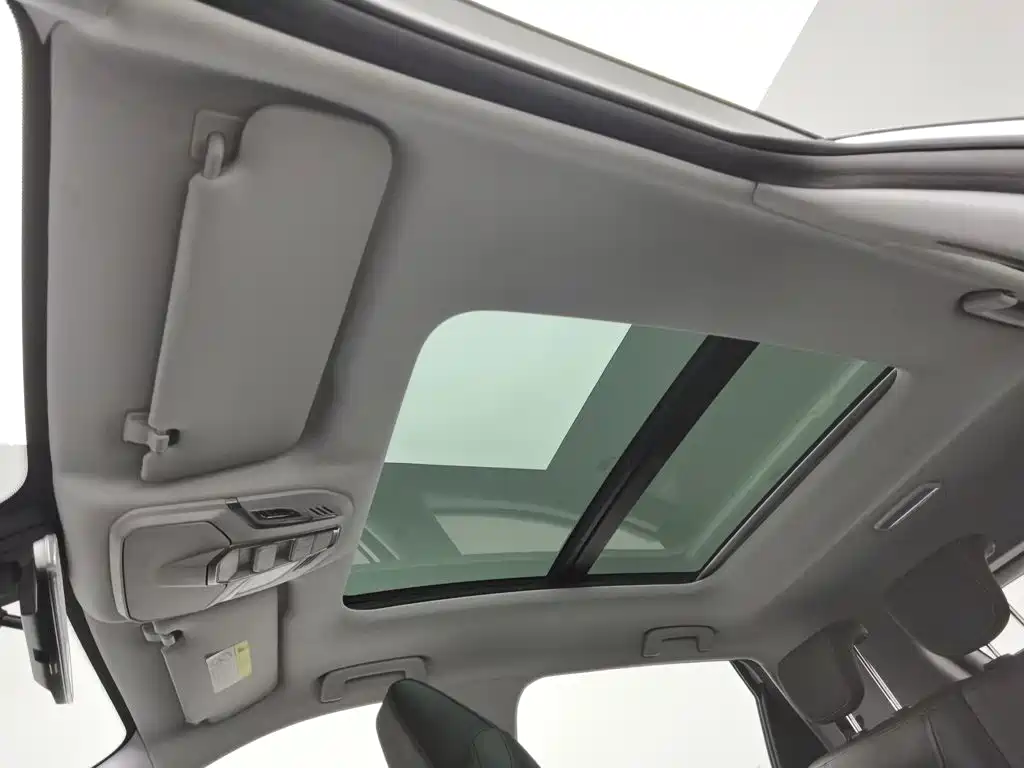 Baojun RS-3 — фото 14