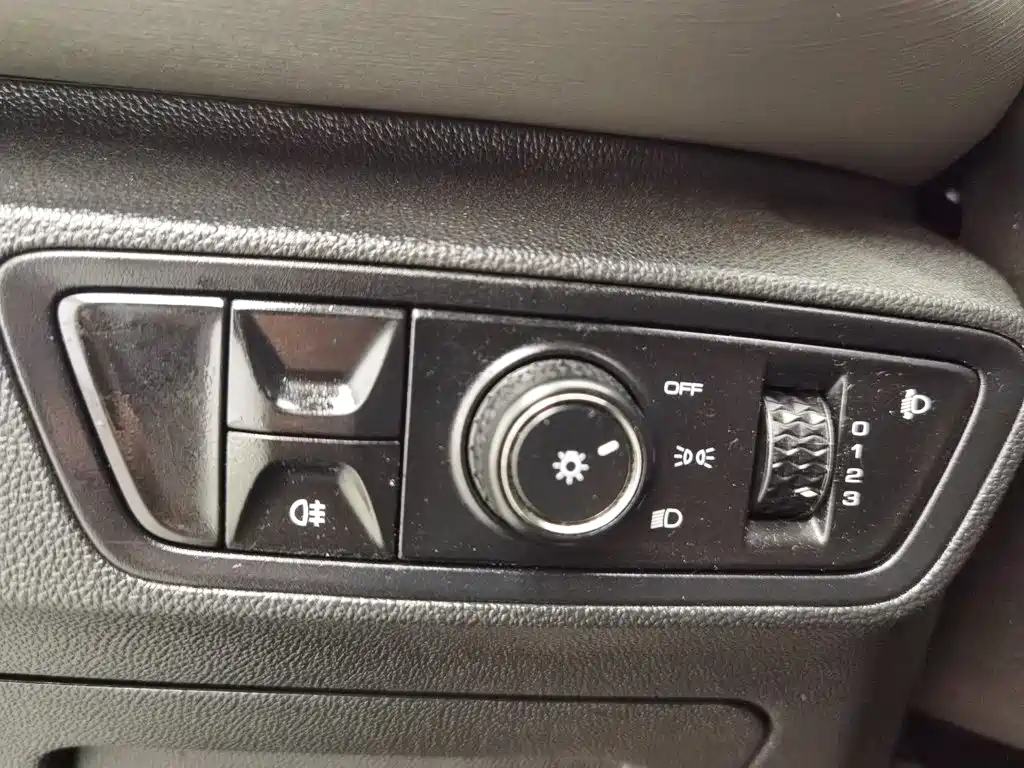 Baojun RS-3 — фото 21